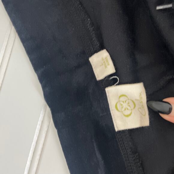 Zara/Carlson Black High Rise Velour Velvet Pants & Short Sleeve T-Shirt Size L - Picture 7 of 11